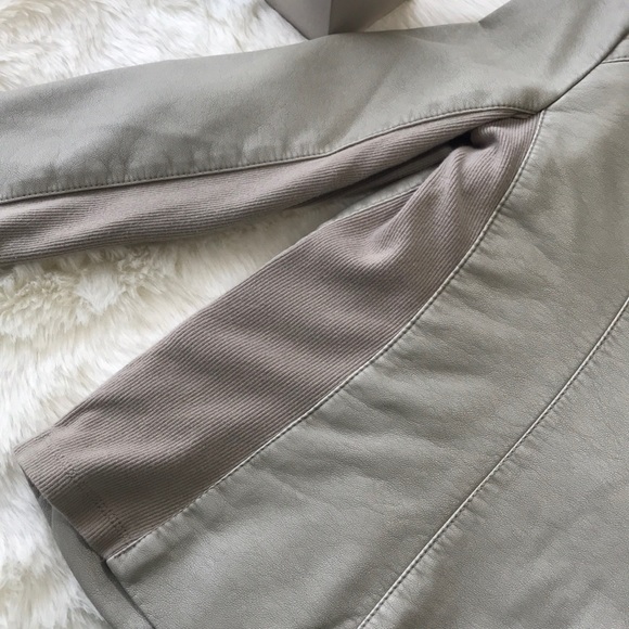 ๐Express(Minus The)Leather Jacket ๐ธ Size XS/TP - Picture 7 of 8